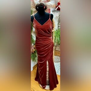 Revelry Maxi Dress Terracotta Rust Velvet Size 2 Formal Holiday Party